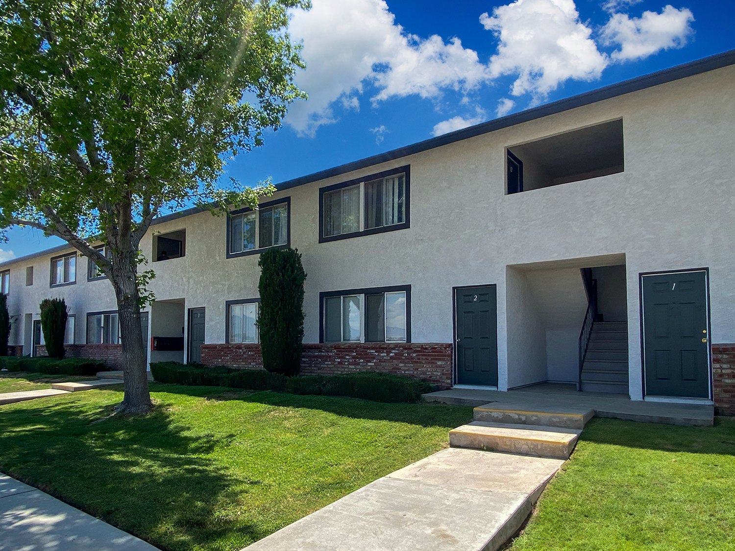 38745 15th Street East photo